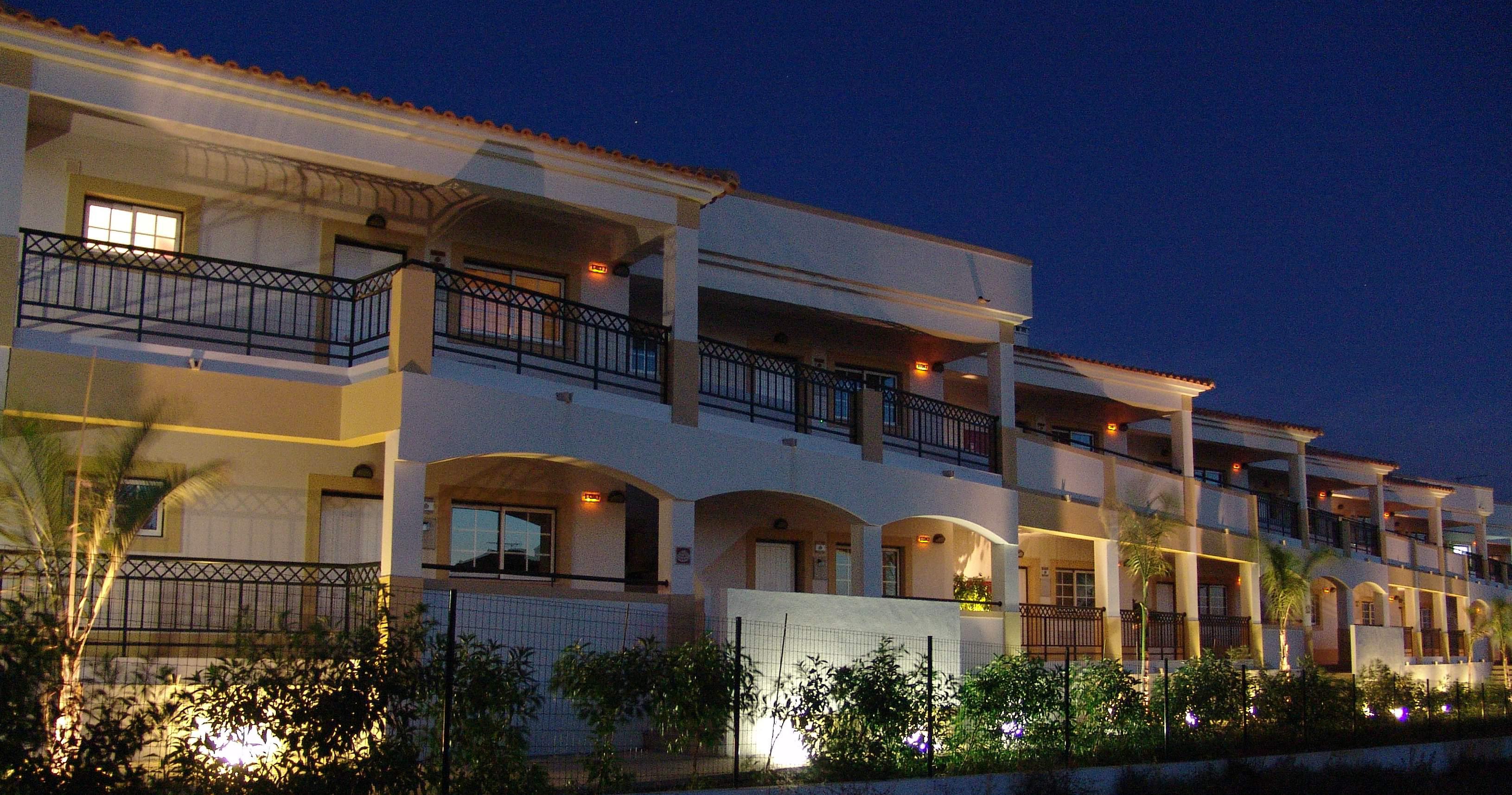 Apartamentos Turisticos Novochoro Albufeira Exterior photo