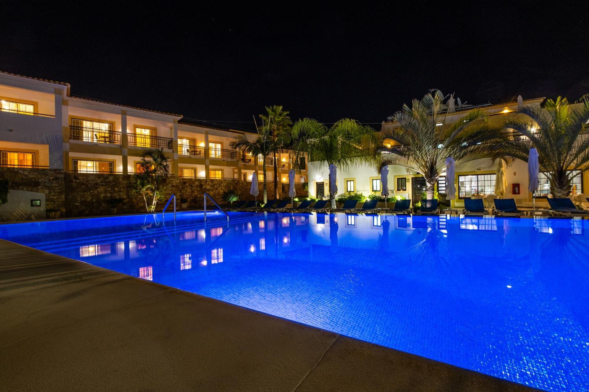 Apartamentos Turisticos Novochoro Albufeira Exterior photo